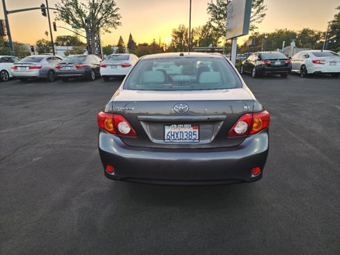 Used 2010 Toyota Corolla LE image 4