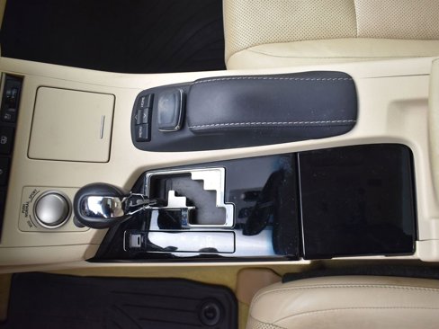 Used 2015 Lexus ES 300h image 14