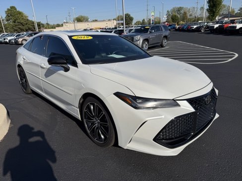 Used 2019 Toyota Avalon Touring w/ Advanced Safety Package image 4