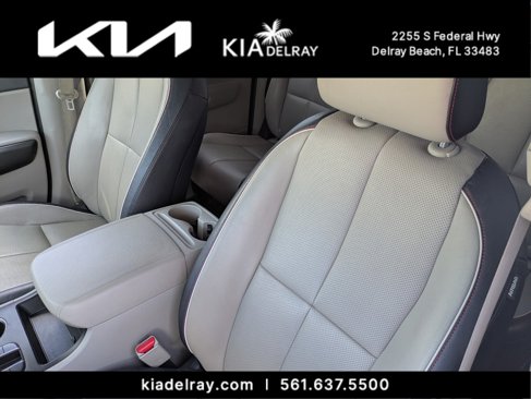 Used 2019 Kia Sedona EX image 11