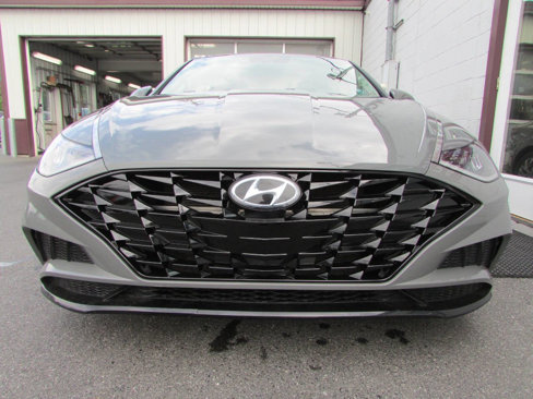 Used 2021 Hyundai Sonata SEL w/ Convenience Package image 2