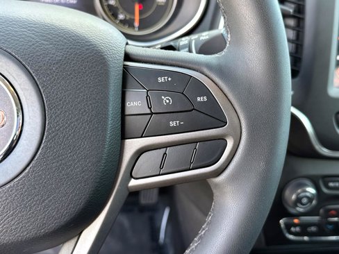 Used 2022 Jeep Cherokee Latitude Lux image 30