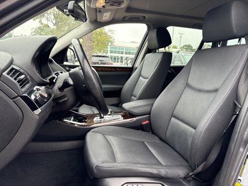 Used 2017 BMW X3 xDrive28i image 16