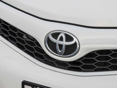 Used 2013 Toyota Camry SE image 5