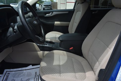 Used 2020 Ford Escape SE Sport image 15