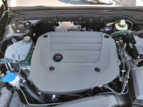 New 2025 Volvo XC40 B5 Plus w/ Climate Package image 9