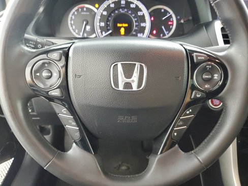 Used 2017 Honda Accord Touring image 20