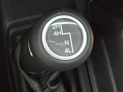 Used 2021 Jeep Wrangler Unlimited Sahara image 17