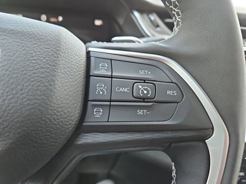 New 2025 Jeep Grand Cherokee L Altitude image 25