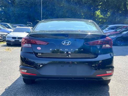 Used 2019 Hyundai Elantra SE image 4