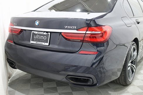 Used 2016 BMW 750i xDrive image 10