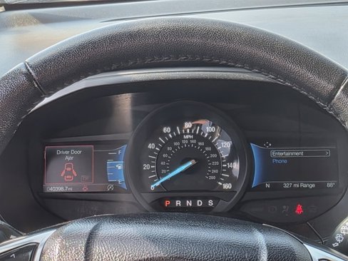 Used 2024 Ford Edge Titanium image 17