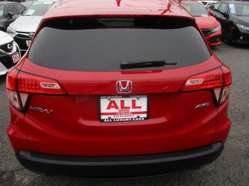 Used 2017 Honda HR-V EX image 2