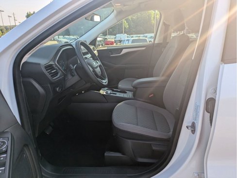 Certified 2022 Ford Escape SE w/ Cold Weather Package image 16