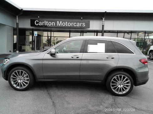 Certified 2022 Mercedes-Benz GLC 300 4MATIC image 2