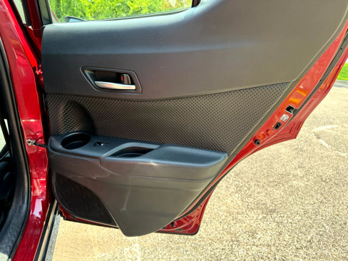 Used 2019 Toyota C-HR LE image 19