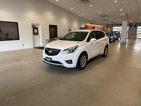 Used 2019 Buick Envision Essence image 2