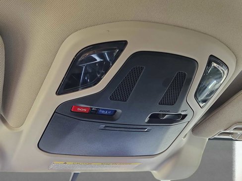Used 2022 Subaru Outback Premium image 29