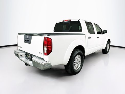 Used 2016 Nissan Frontier SV image 9