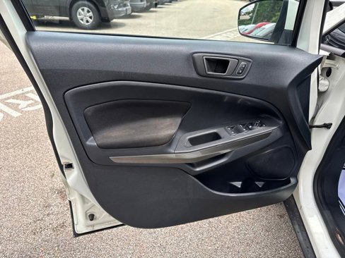 Used 2020 Ford EcoSport SE image 11