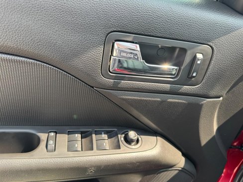 Used 2006 Mercury Milan Premier image 16
