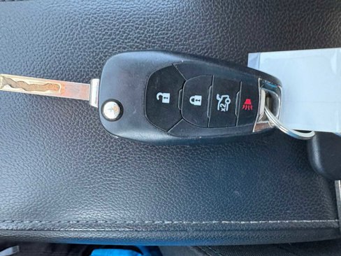 Used 2017 Chevrolet Cruze LT image 19
