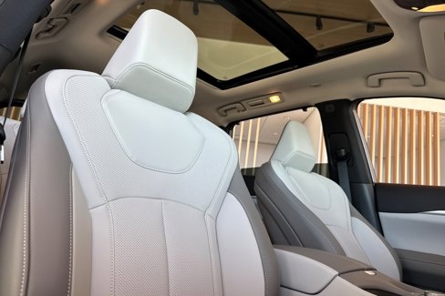 New 2026 INFINITI QX60 Luxe image 17