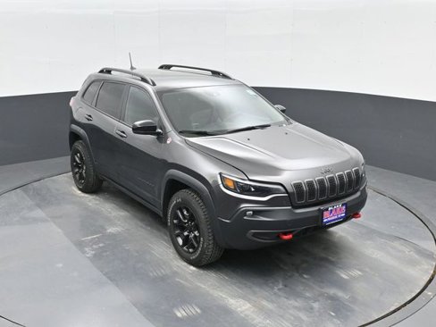 Used 2022 Jeep Cherokee Trailhawk w/ Comfort/Convenience Group image 14