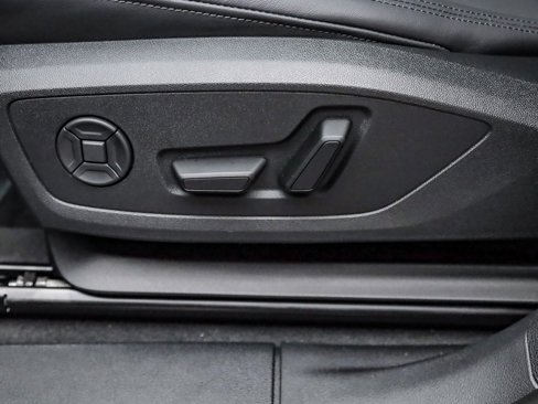 New 2025 Audi Q3 2.0T Premium image 23