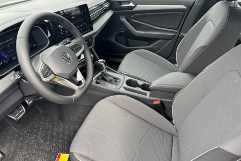New 2025 Volkswagen Jetta Sport image 9