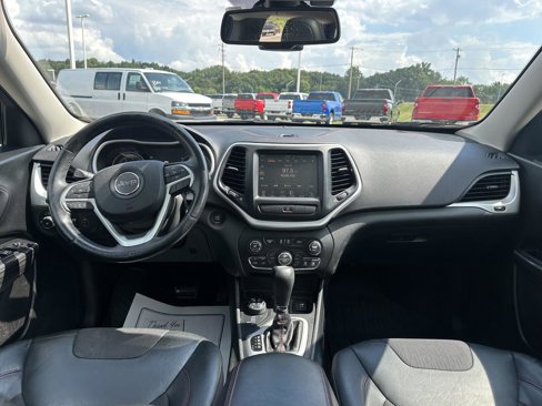Used 2015 Jeep Cherokee Trailhawk w/ Comfort/Convenience Group image 19