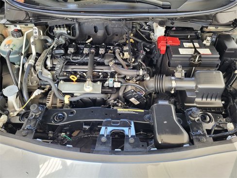 Used 2021 Nissan Versa SV image 27