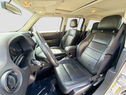 Used 2016 Jeep Patriot High Altitude image 20