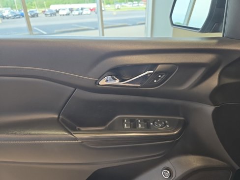 Used 2019 GMC Acadia SLT image 10