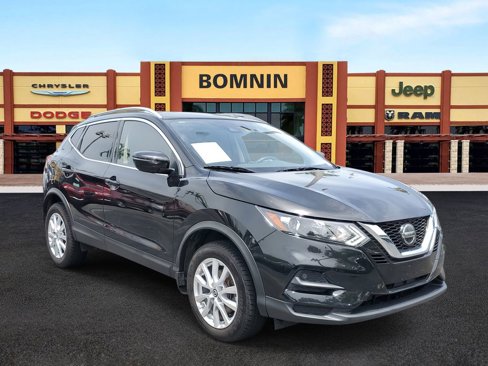 Used 2020 Nissan Rogue Sport SV image 2