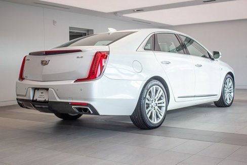 Used 2019 Cadillac XTS Luxury image 6