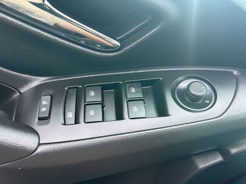 Used 2021 Chevrolet Trax LS image 22