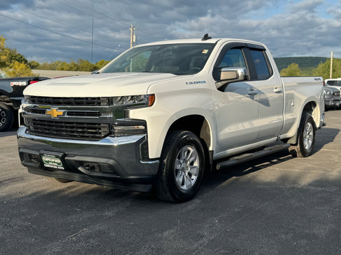 Used 2020 Chevrolet Silverado 1500 LT w/ Trailering Package image 1