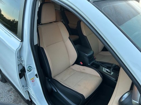Used 2017 Toyota RAV4 XLE image 15