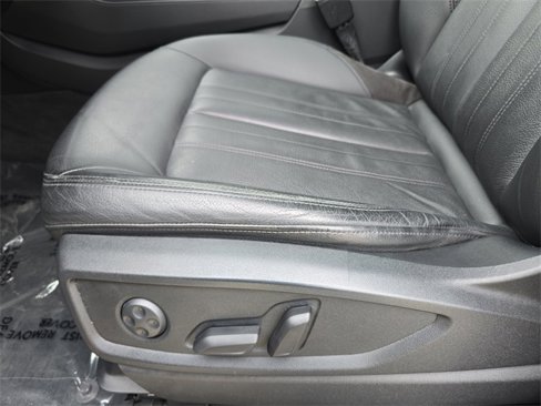 Used 2020 Audi Q5 2.0T Premium w/ Convenience Package image 33
