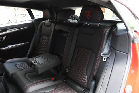 Used 2019 Lamborghini Urus image 12