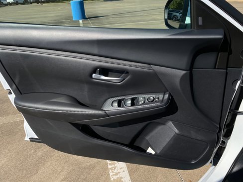Used 2024 Nissan Sentra SV image 24