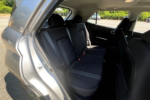 Used 2023 Hyundai Venue SEL w/ Cargo Package image 23