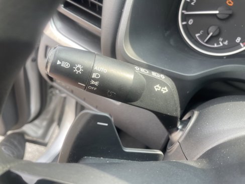 Used 2022 Nissan Rogue SV image 28