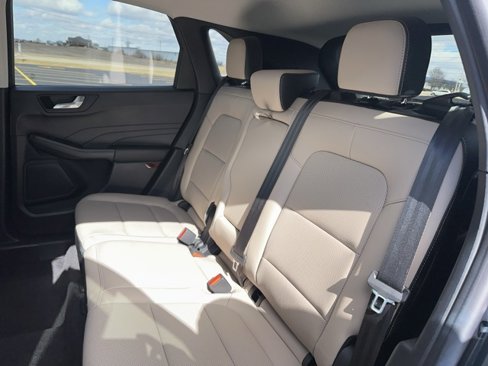 Used 2022 Ford Escape SEL image 8