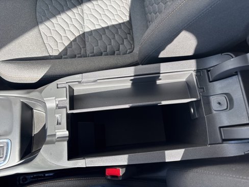 Certified 2020 Chevrolet Equinox LT w/ Driver Convenience Package image 27