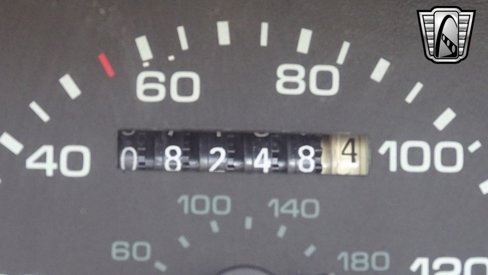 Used 1992 Ford Mustang LX image 16