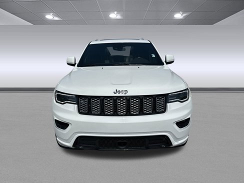 Used 2021 Jeep Grand Cherokee Laredo X image 8