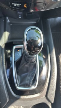 Used 2017 Nissan Rogue SV w/ SV Family Package image 42