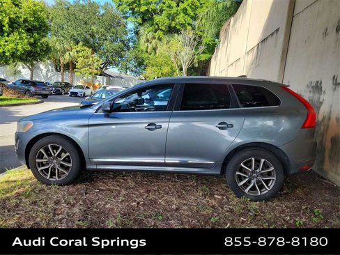 Used 2016 Volvo XC60 T5 Premier w/ Proximity Package image 15
